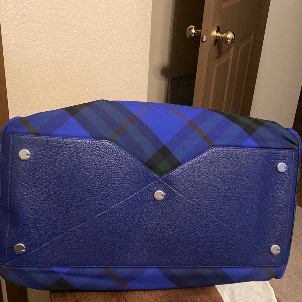 Burberry Shield Duffle M Check Nylon with Dust Bag NWT